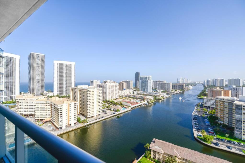 Awesome 2Br Condo Beachwalk Resort شاطئ هالانديل المظهر الخارجي الصورة
